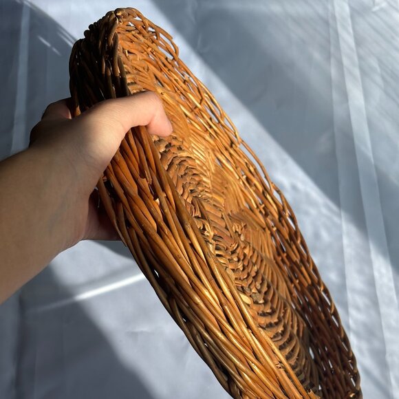 Round Wicker Tray Basket - Picture 3 of 3